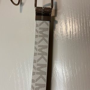 REVERSIBLE MK belt brown/white